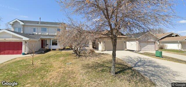 Photo of 10 Corbeil Place in Winnipeg, Manitoba