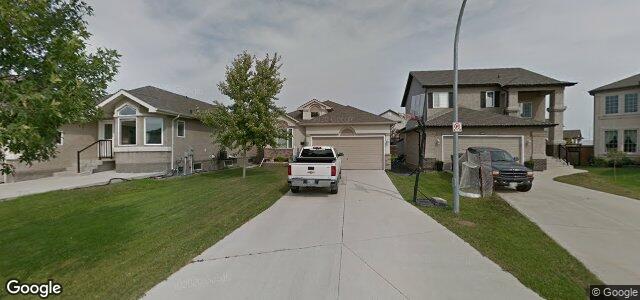 114 Sabourin Place（加拿大曼尼托巴省温尼伯市）房屋照片