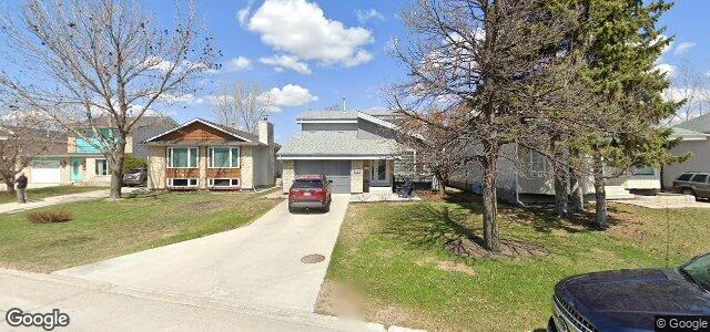 122 Charbonneau Crescent（加拿大曼尼托巴省温尼伯市）房屋照片