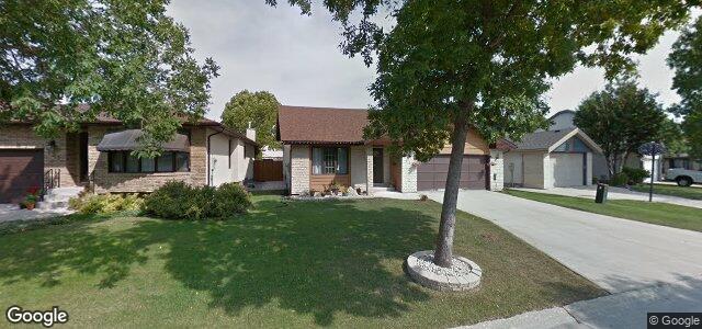 Photo of 125 Peres Oblats Drive in Winnipeg, Manitoba