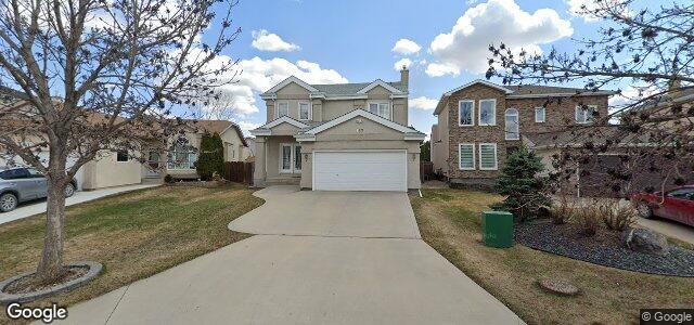 Larawan ng 137 Camirant Crescent sa Winnipeg, Manitoba