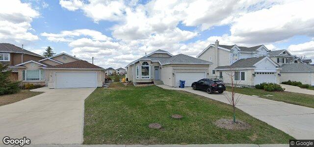 15 Camirant Crescent（加拿大曼尼托巴省温尼伯市）房屋照片