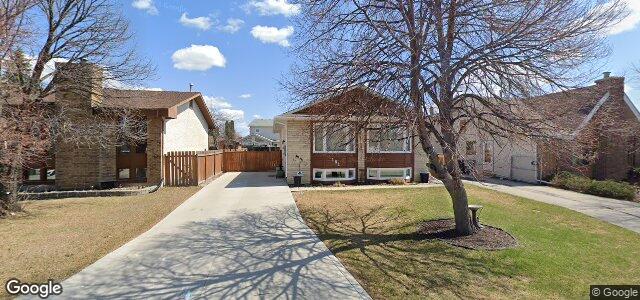 181 Charbonneau Crescent（加拿大曼尼托巴省温尼伯市）房屋照片