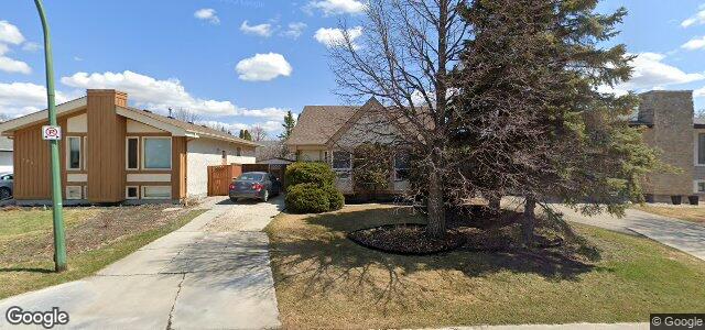 205 Charbonneau Crescent（加拿大曼尼托巴省温尼伯市）房屋照片