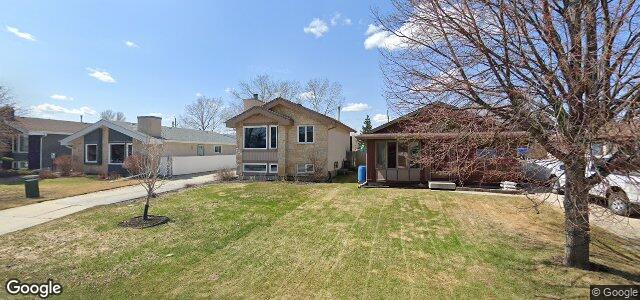 210 Charbonneau Crescent（加拿大曼尼托巴省温尼伯市）房屋照片