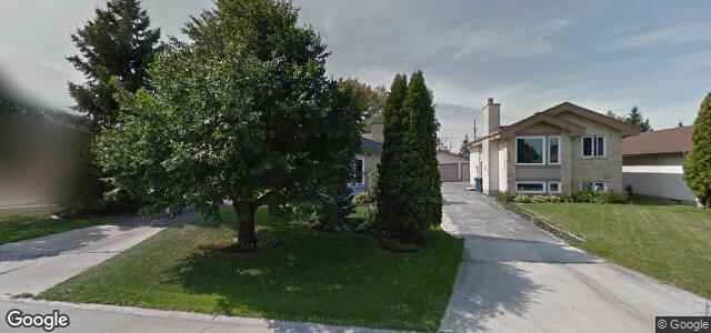 214 Charbonneau Crescent（加拿大曼尼托巴省温尼伯市）房屋照片