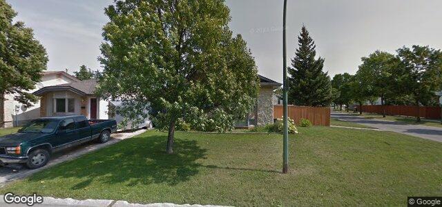 217 Charbonneau Crescent（加拿大曼尼托巴省温尼伯市）房屋照片