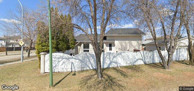 221 Island Shore Boulevard（加拿大曼尼托巴省温尼伯市）房屋照片