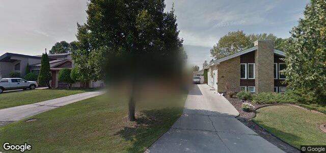 222 Charbonneau Crescent（加拿大曼尼托巴省温尼伯市）房屋照片