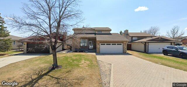 Photo of 23 Huppe Bay in Winnipeg, Manitoba