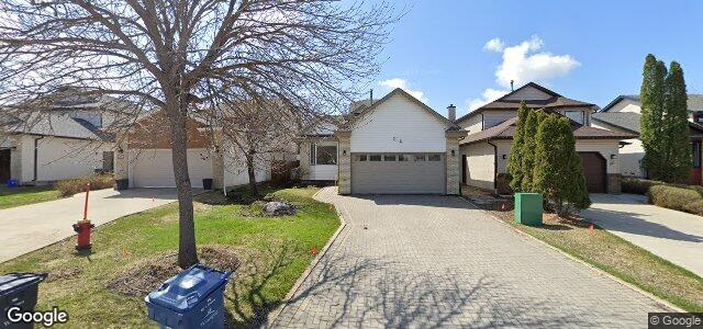 24 Peres Oblats Drive（加拿大曼尼托巴省温尼伯市）房屋照片