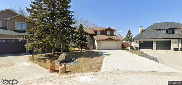 33 Surfside Crescent（加拿大曼尼托巴省温尼伯市）房屋照片