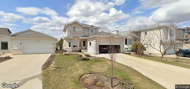 35 Camirant Crescent（加拿大曼尼托巴省温尼伯市）房屋照片