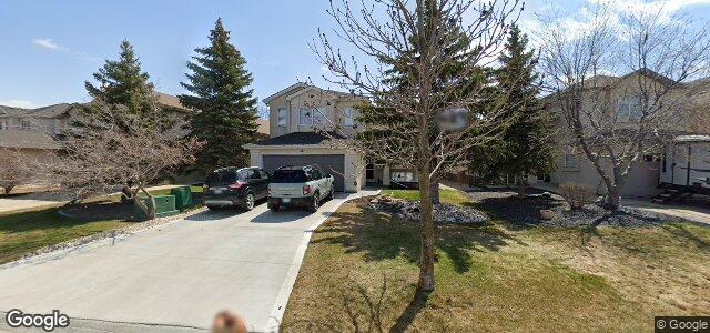 381 De La Seigneurie Boulevard（加拿大曼尼托巴省温尼伯市）房屋照片