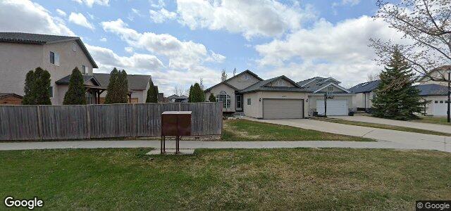 452 Island Shore Boulevard（加拿大曼尼托巴省温尼伯市）房屋照片