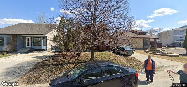 62 Charbonneau Crescent（加拿大曼尼托巴省温尼伯市）房屋照片