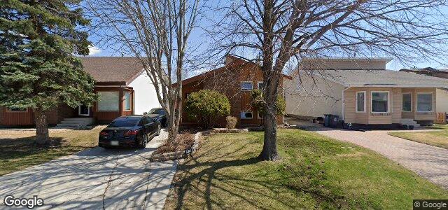 Photo of 63 Beaupre Bay in Winnipeg, Manitoba