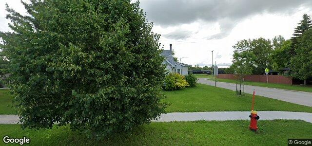 586 Renfrew Street（加拿大曼尼托巴省温尼伯市）房屋照片