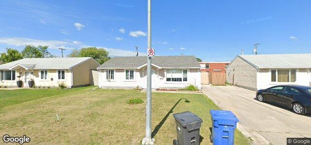 10 Cornwall Boulevard（加拿大曼尼托巴省温尼伯市）房屋照片