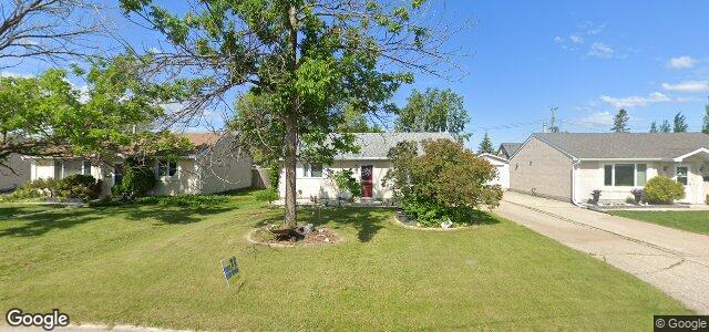 100 Bourkewood Place（加拿大曼尼托巴省温尼伯市）房屋照片