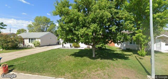 104 Bourkewood Place（加拿大曼尼托巴省温尼伯市）房屋照片