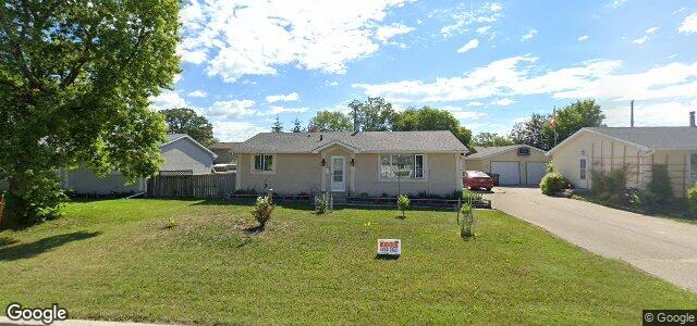 Larawan ng 113 Braintree Crescent sa Winnipeg, Manitoba
