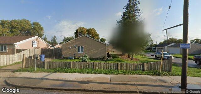 Larawan ng 2331 Ness Avenue sa Winnipeg, Manitoba