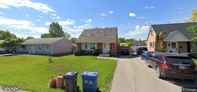 30 Bourkewood Place（加拿大曼尼托巴省温尼伯市）房屋照片