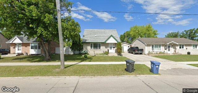 582 Whytewold Road（加拿大曼尼托巴省温尼伯市）房屋照片