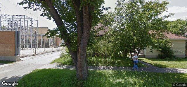Photo of 212 Semple Avenue in Winnipeg, Manitoba