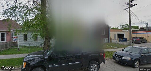 213 Kilbride Avenue（加拿大曼尼托巴省温尼伯市）房屋照片