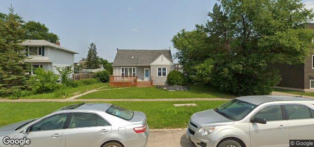 215 Smithfield Avenue（加拿大曼尼托巴省温尼伯市）房屋照片