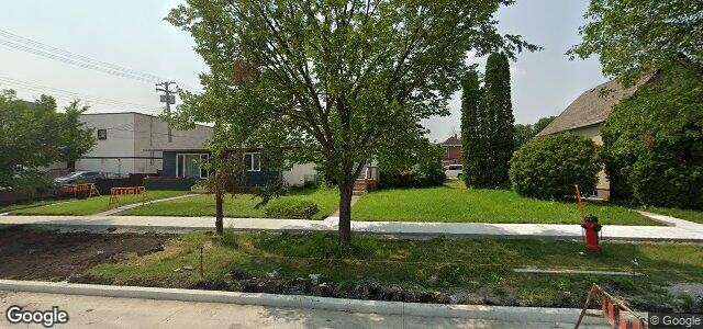 216 Hartford Avenue（加拿大曼尼托巴省温尼伯市）房屋照片