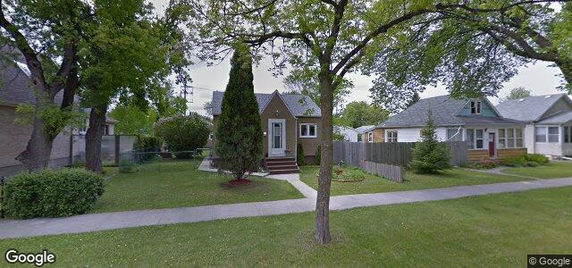Photo of 266 Semple Avenue in Winnipeg, Manitoba
