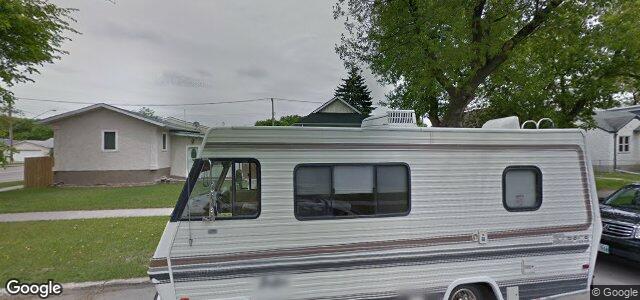 299 Semple Avenue（加拿大曼尼托巴省温尼伯市）房屋照片