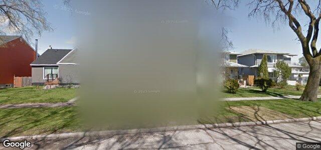 Larawan ng 327 Mcadam Avenue sa Winnipeg, Manitoba