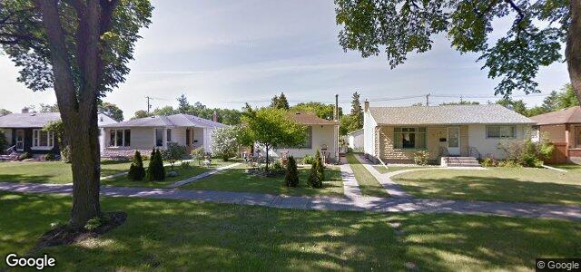 334 Burrin Avenue（加拿大曼尼托巴省温尼伯市）房屋照片