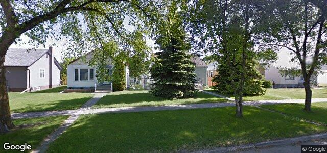 Photo of 345 Rupertsland Avenue in Winnipeg, Manitoba
