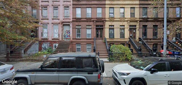 Larawan ng 384 Jefferson Avenue sa Winnipeg, Manitoba