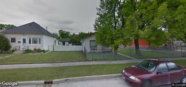 393 Kilbride Avenue（加拿大曼尼托巴省温尼伯市）房屋照片