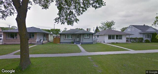 Larawan ng 446 Burrin Avenue sa Winnipeg, Manitoba