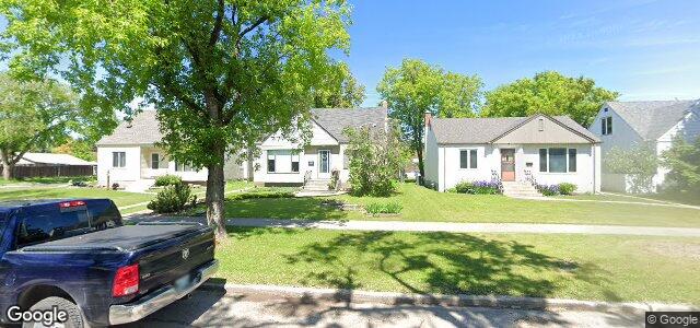 561 Smithfield Avenue（加拿大曼尼托巴省温尼伯市）房屋照片