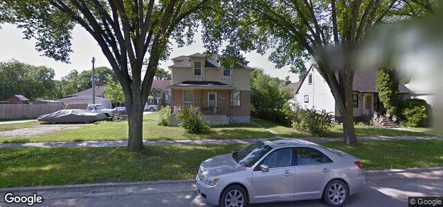 132 Whittier Avenue E（加拿大曼尼托巴省温尼伯市）房屋照片