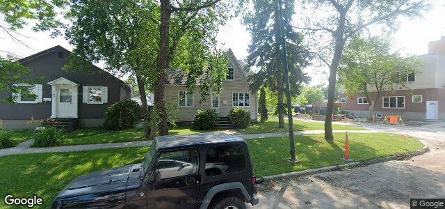 Photo of 200 Yale Avenue E in Winnipeg, Manitoba