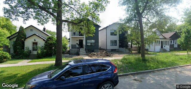 Photo of 208 Yale Avenue E in Winnipeg, Manitoba