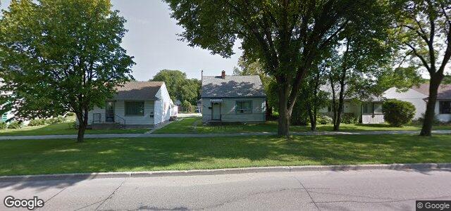 215 Regent Avenue E（加拿大曼尼托巴省温尼伯市）房屋照片