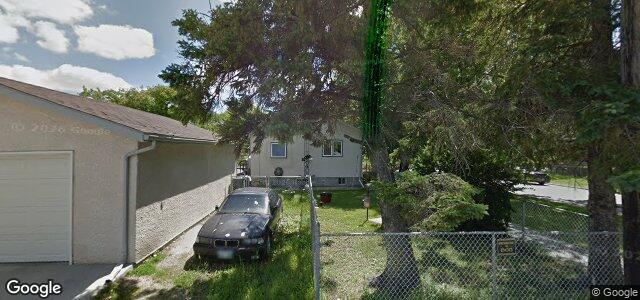 387 Whittier Avenue E（加拿大曼尼托巴省温尼伯市）房屋照片
