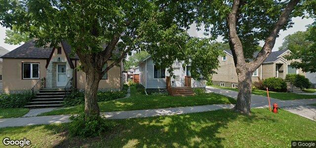 423 Whittier Avenue E（加拿大曼尼托巴省温尼伯市）房屋照片