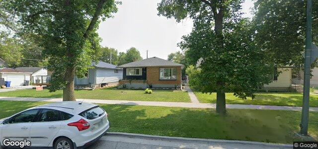 430 Whittier Avenue E（加拿大曼尼托巴省温尼伯市）房屋照片