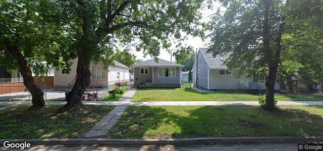 Photo of 524 Rosseau Avenue E in Winnipeg, Manitoba